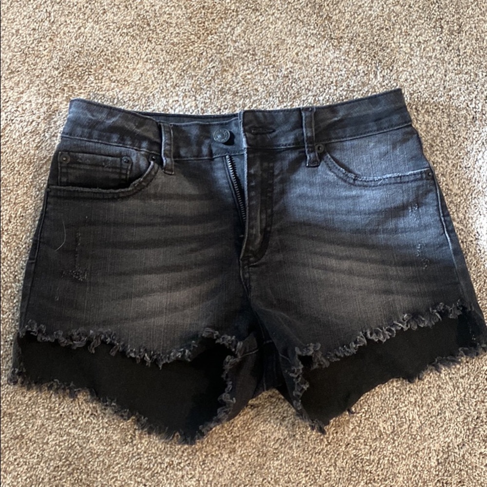 Just USA womens denim shorts in a acid black wash. Size small & mid rise.